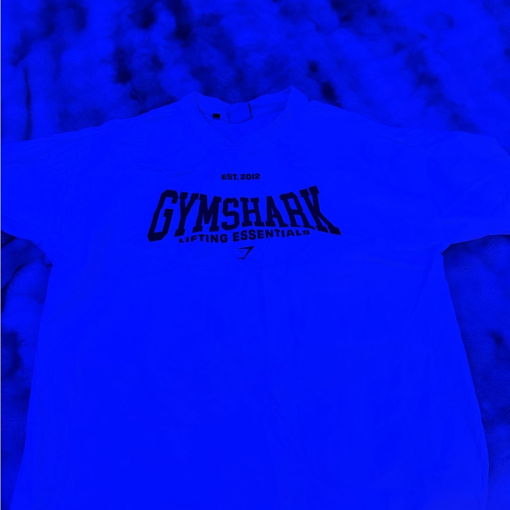 Gymshark Men's Blue Graphic Tee